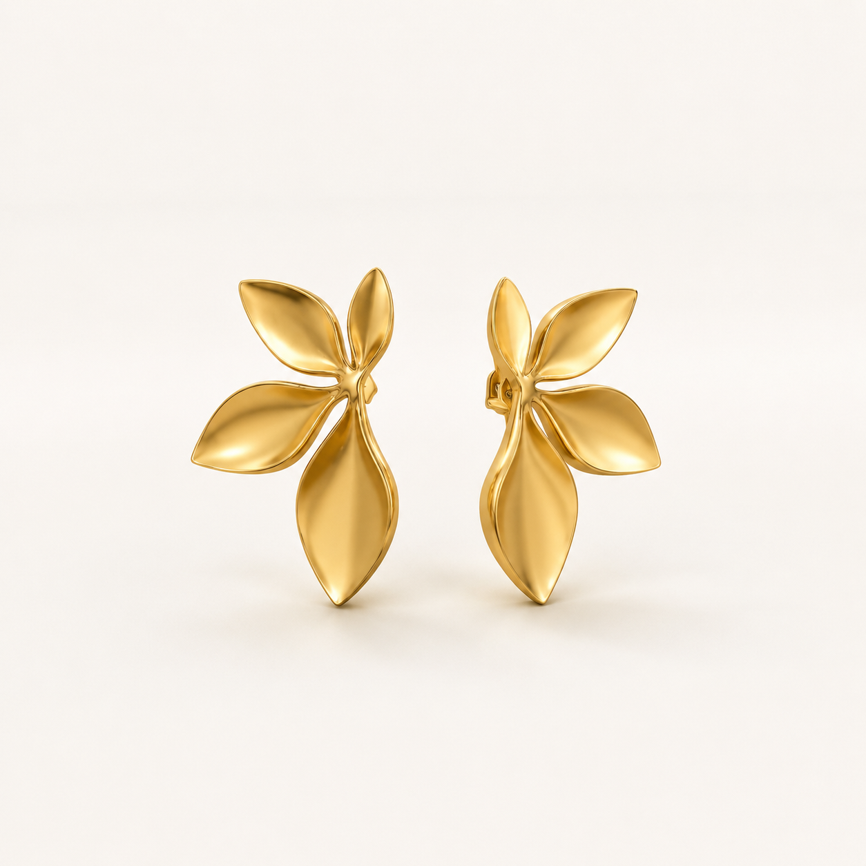 Kiesha Leaf Wing Earrings🍃