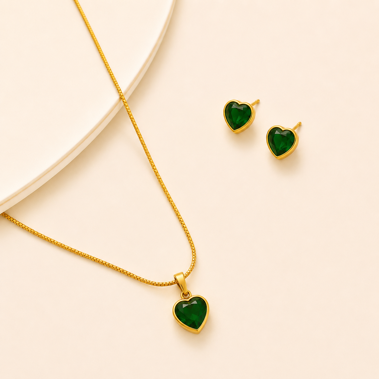 Emerald Heart Crystal Necklace Set 💚