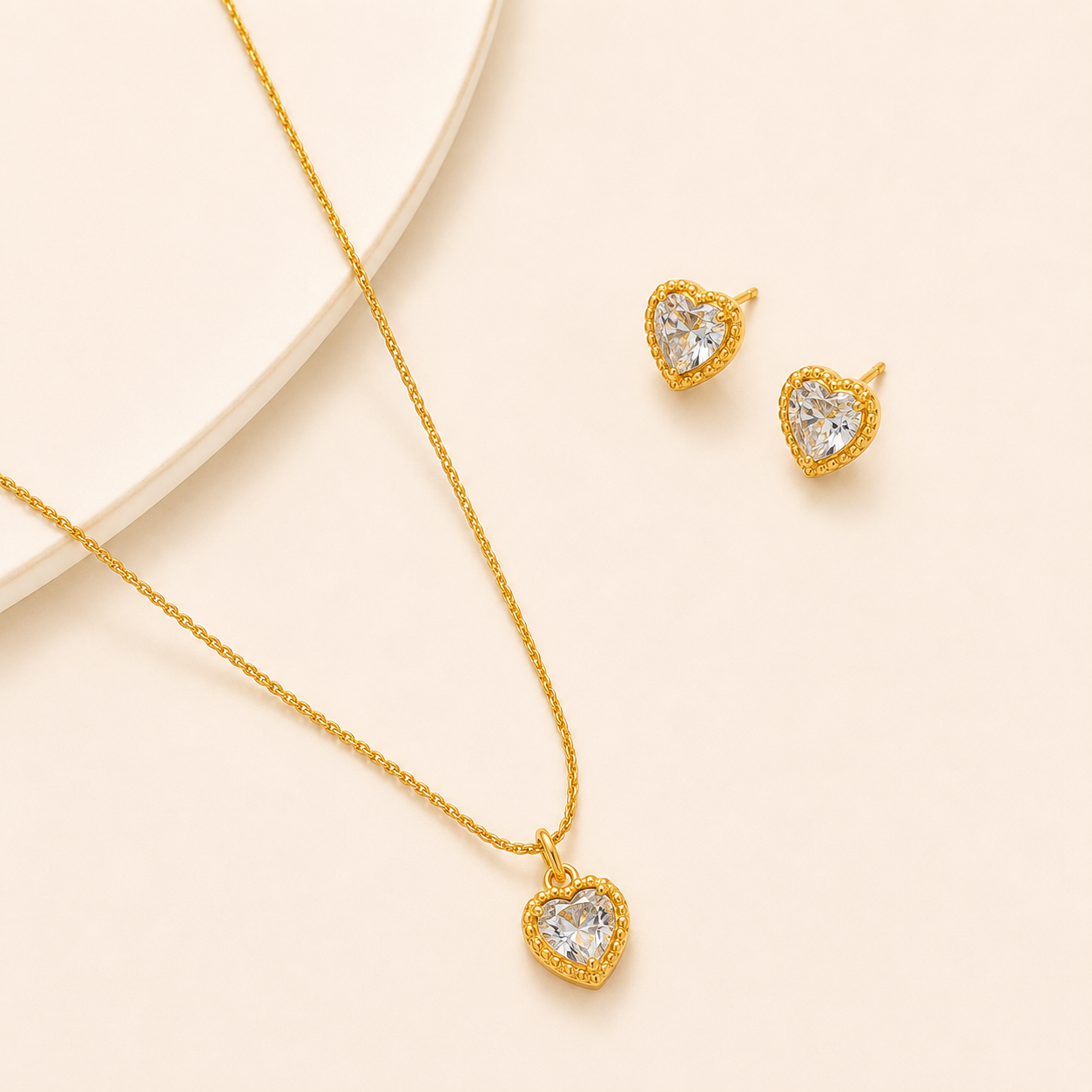 Golden Heart Halo Necklace Set 🤍
