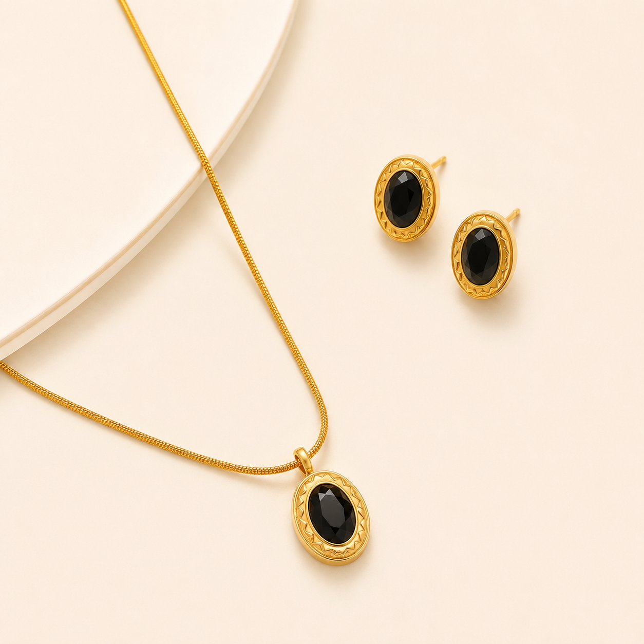 Midnight Halo Necklace Set 🖤