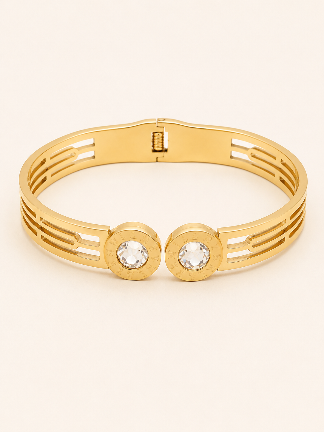 Round Crystal Equilibrium Cuff Bracelet 🤍