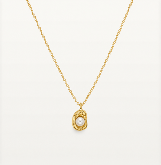 Solo Sparkle Pearl Drop Necklace 🤍